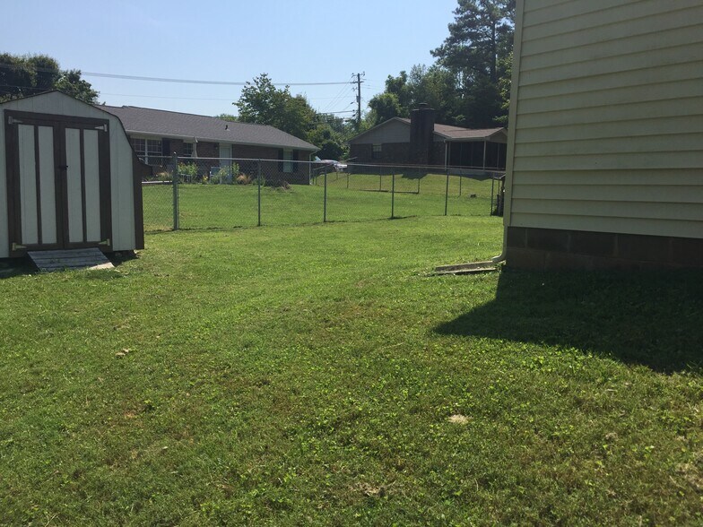 Backyard Left - 4912 Angelia Dr
