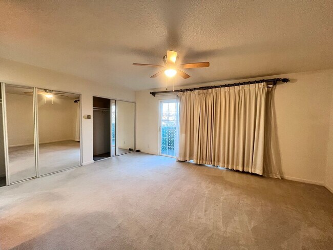 Building Photo - $500 OFF FIRST MONTH'S RENT!!!  BEAUTIFUL TWO LEVEL 3BD/3BA HOME AVAILABLE IN NEWARK, CA !!!!!!