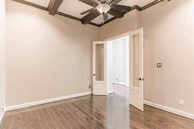 Building Photo - 20315 Knights Branch Dr