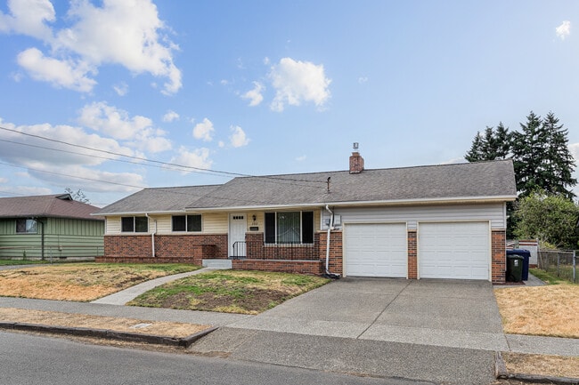 Building Photo - 4802 S 73rd St