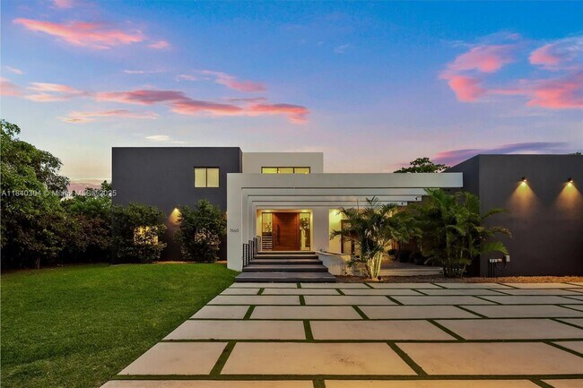 Primary Photo - 7660 SW 124th St