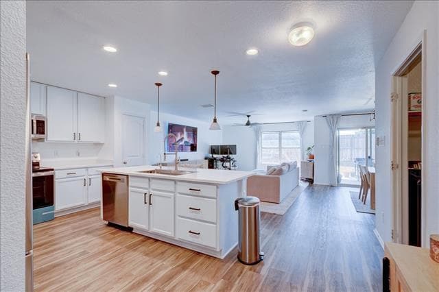 Building Photo - 6233 Skysail Rd