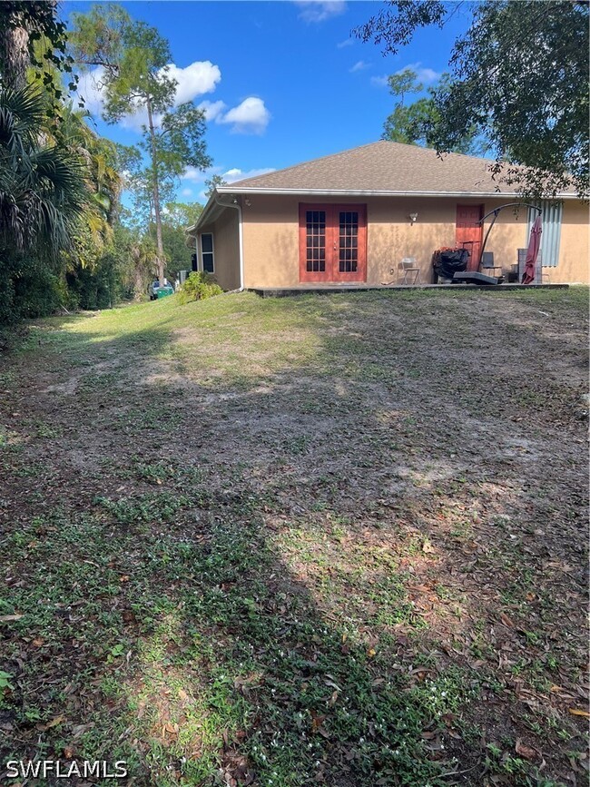 Building Photo - 3280 2nd Ave SE