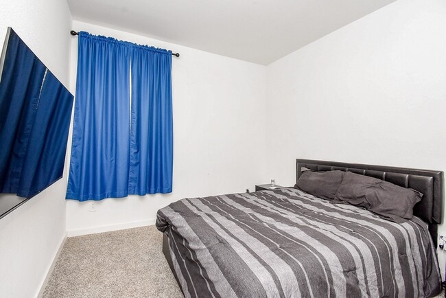 Building Photo - 4730 Torcello Fls Ln