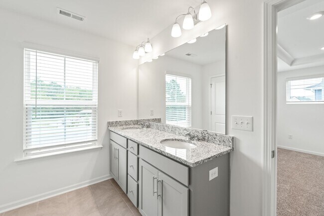 Building Photo - New Construction | 4 Bed, 2.5 Bath | Energ...