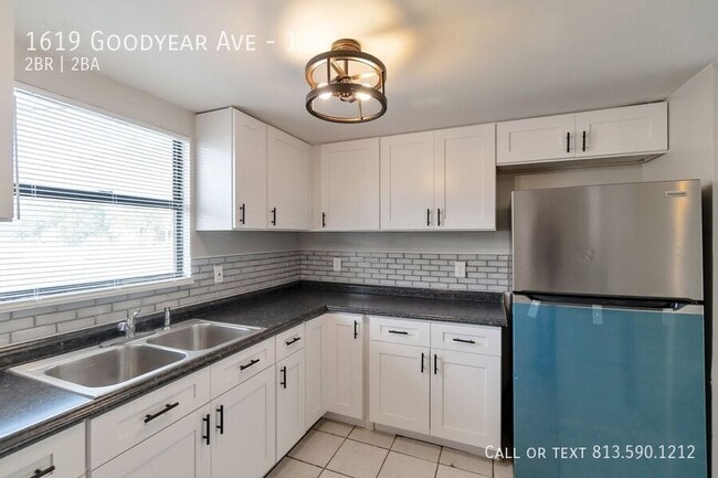 Building Photo - 1619 Goodyear Ave