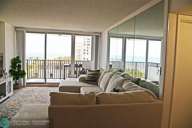 Building Photo - 525 N Ocean Blvd