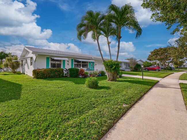 Building Photo - 519 SW 18th St