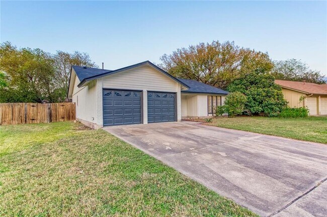 Building Photo - 1465 S Meadows Dr