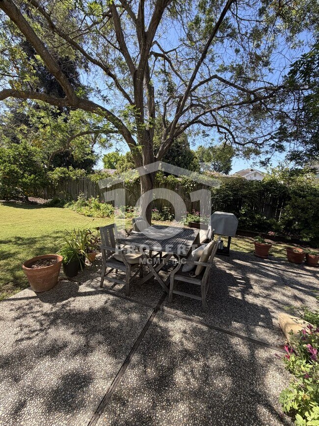 Building Photo - Beautifully Updated 4BD Goleta Home on Quiet Cul-de-Sac