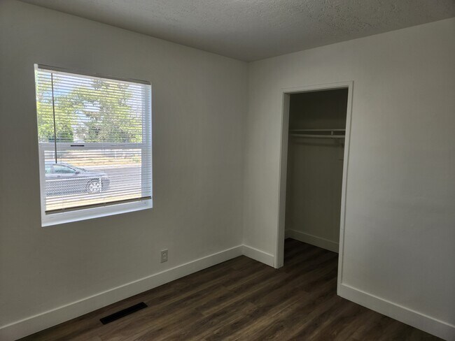 Building Photo - 4235 W 5615 S