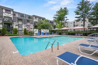 Building Photo - QZWINS