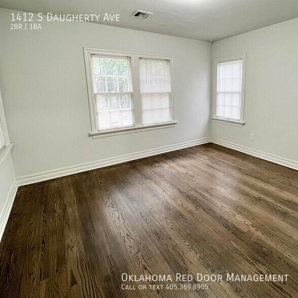 Building Photo - 1412 S Daugherty Ave