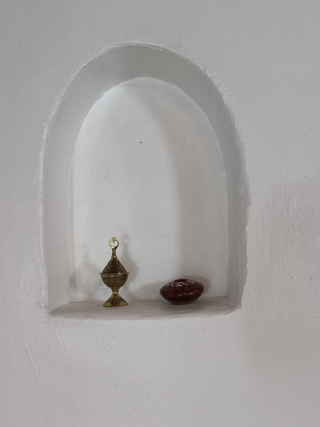 Building Photo - 226 Kit Carson Rd