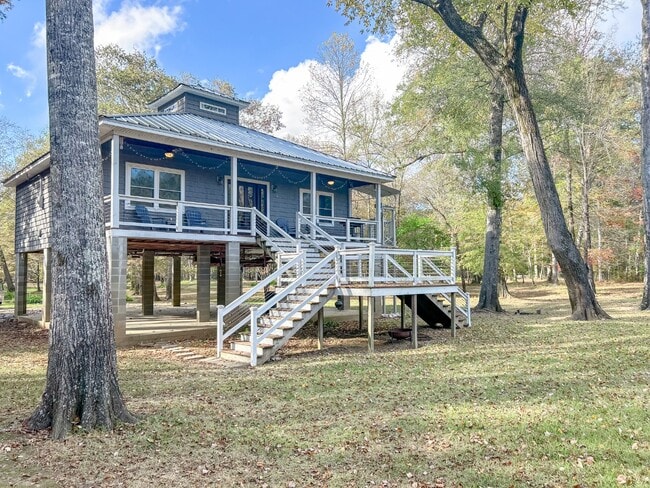 Building Photo - 56 Big Eddy Trl