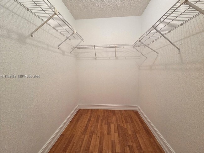 Building Photo - 15650 SW 105th Ln