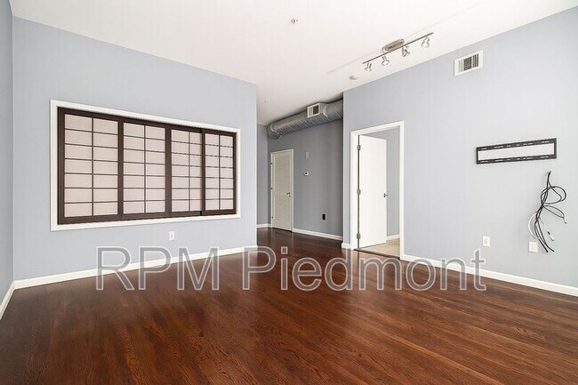 Building Photo - 5300 Peachtree Rd