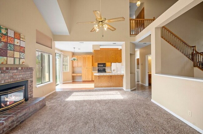 Building Photo - 516 Carrigane Way