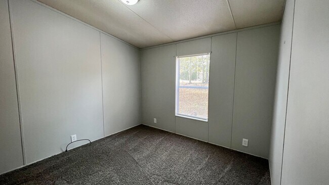 Building Photo - 3 bedroom House in Rehobeth School District