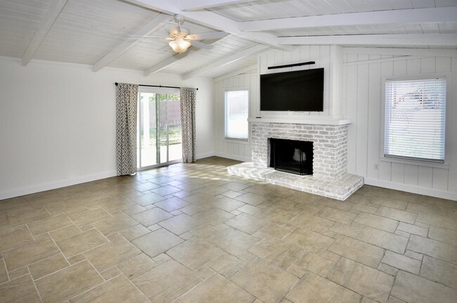 Building Photo - 13924 Olive Mesa Ct