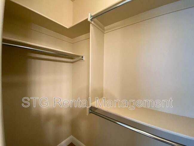 Building Photo - 3439 S Barcelona Dr