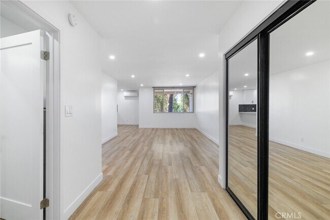 Building Photo - 17000 Burbank Blvd