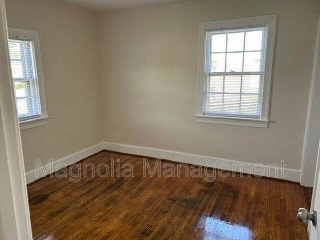Building Photo - 1230 Dabney Dr