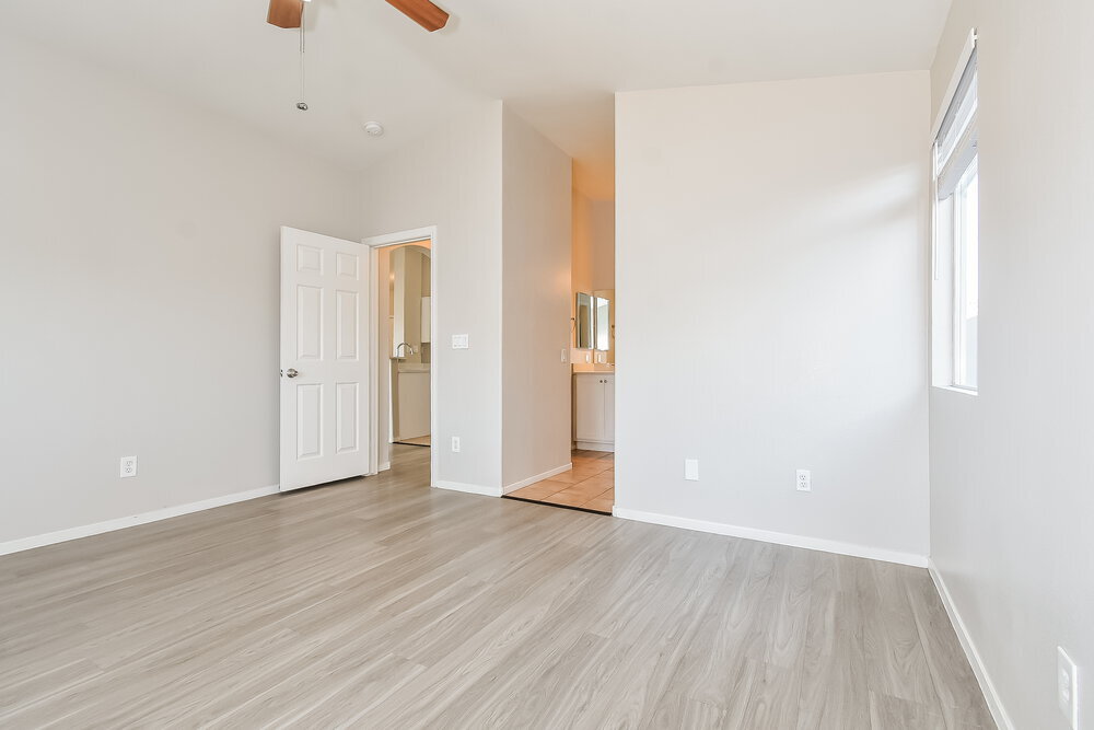 Building Photo - 9023 Edgeworth Pl