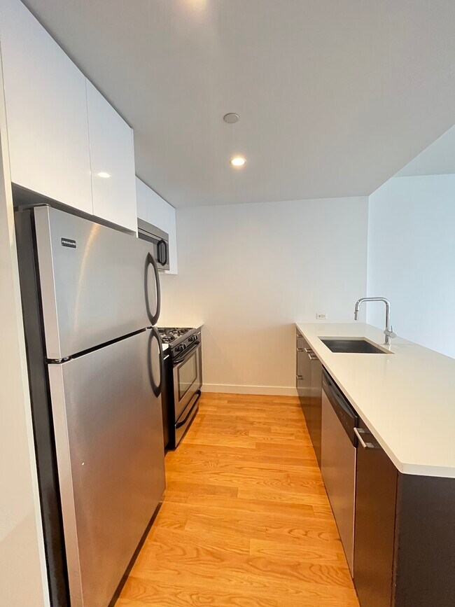 Interior Photo - The Bergen