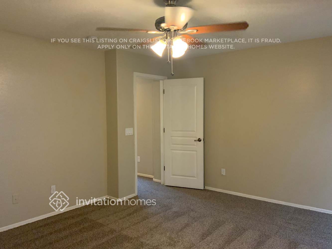 Building Photo - 1818 W Desert Seasons Dr