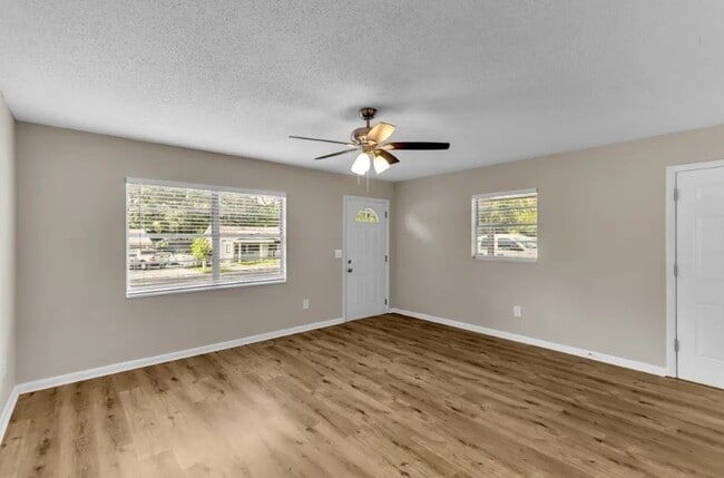 Building Photo - 408 Tupelo Rd