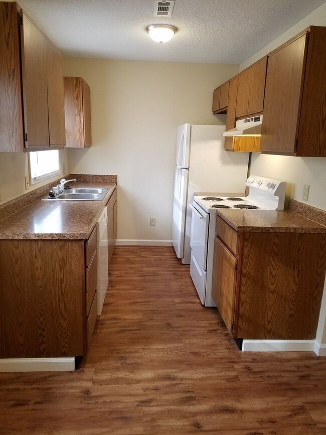 Building Photo - Dexter Grant Townhouses