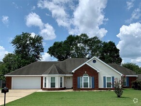 Building Photo - 2043 Cedar Ridge Loop