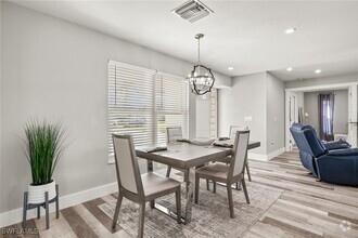 Building Photo - 248 Bay Meadows Dr