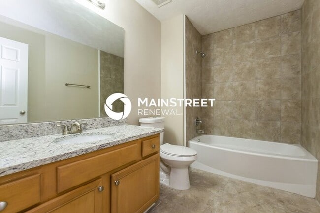 Building Photo - 3 Bedroom Pet-Friendly Home in College Park, GA with Main Street Renewal
