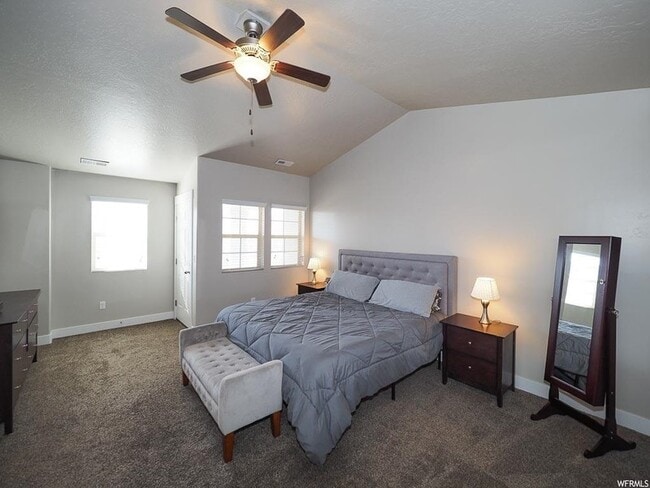 Building Photo - 1646 Venetian Way