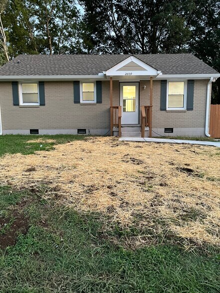 Primary Photo - 2609 Buchanan St