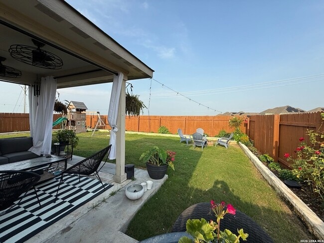 Building Photo - 206 Santo Spirit Road