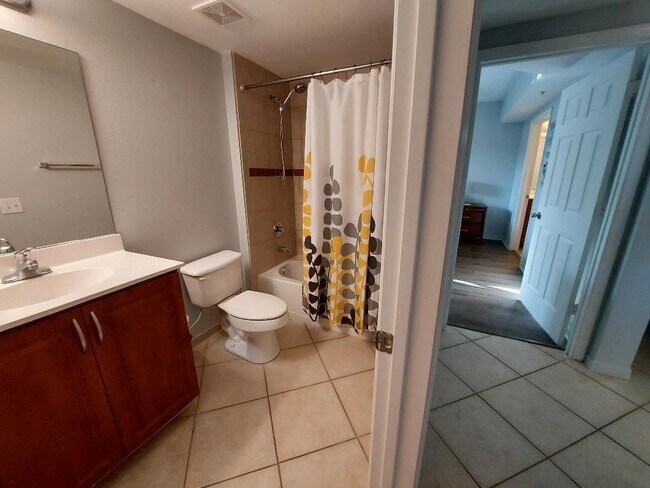 Building Photo - 6482 Emerald Dunes Dr