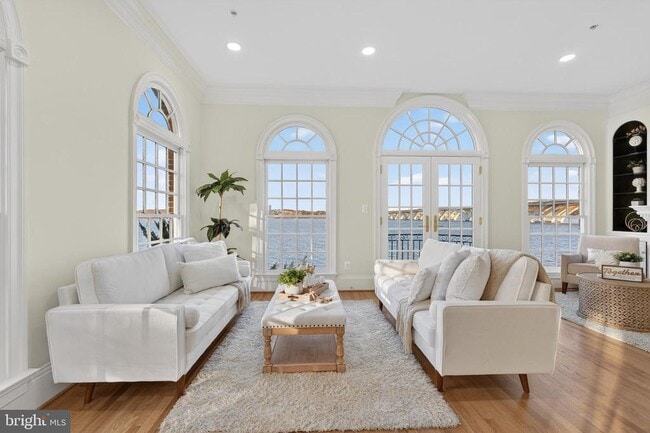 Building Photo - 700 Kahn Pl