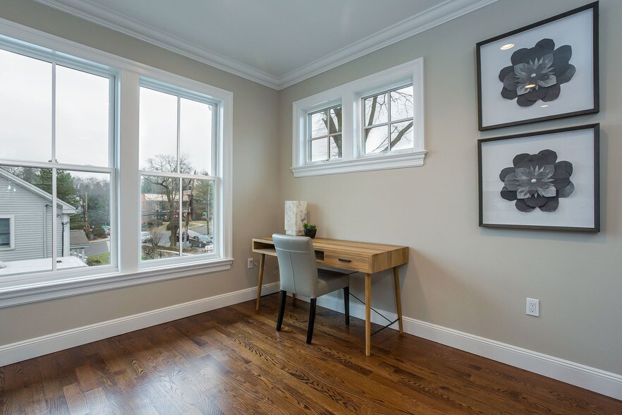 Building Photo - 52 Brookside Dr