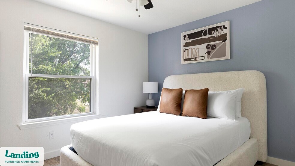 Building Photo - 1225 E Pleasant Run Rd