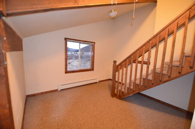 Building Photo - Dogs Negotiable! 25 Minutes from Breckenridge!