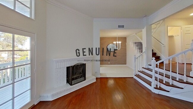 Building Photo - Move-in Special: $500 off 1st Month’s Rent on this Spacious 2 Story 3Bd 2.5Ba Townhome