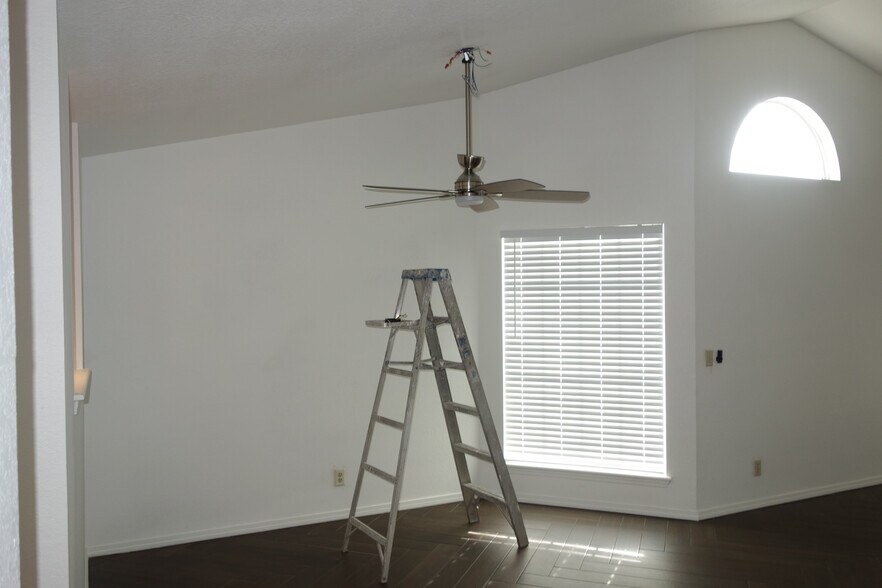 Open Dining/Office in livingroom - 6656 S Utica Pl