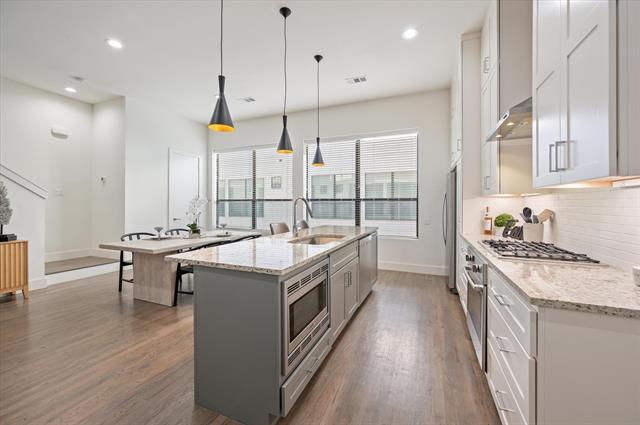 Building Photo - 1848 Euclid Ave