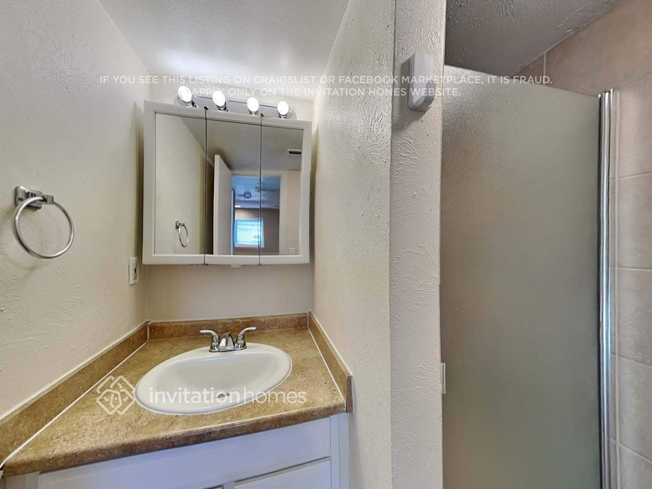 Building Photo - 5003 S Richfield Cir