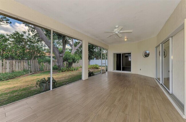Building Photo - 4350 Iola Dr