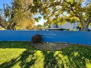 Building Photo - <b>Conveniently located Refreshed Two Bedroom Condo<br><br>