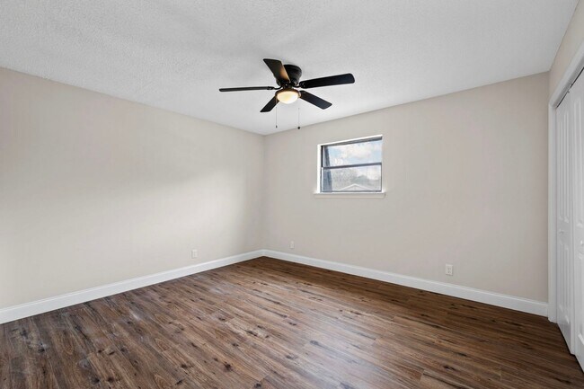 Building Photo - 3334 Gundy Dr